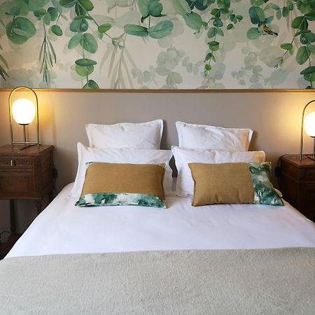 Les Visages Des Tournelles Bed & Breakfast Реймс Екстериор снимка